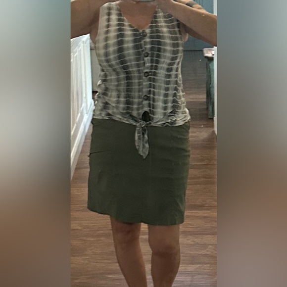 New Directions Tank Top - Picture 4 of 4